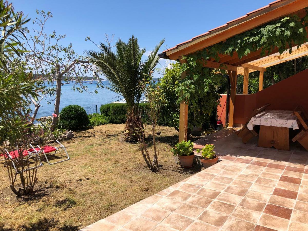Villa House Ema Barbat na Rabu Exterior foto